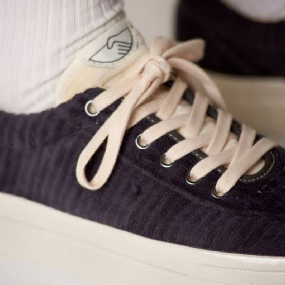 VANS(ヴァンズ)の【新品】STEPNEY WORKERS CLUB コーデュロイスニーカー 41 メンズの靴/シューズ(スニーカー)の商品写真