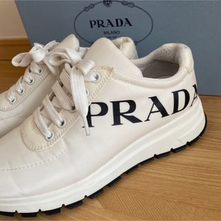 美品 PRADA プラダ ロゴ スニーカー 23.5㎝ 37 レディース 白