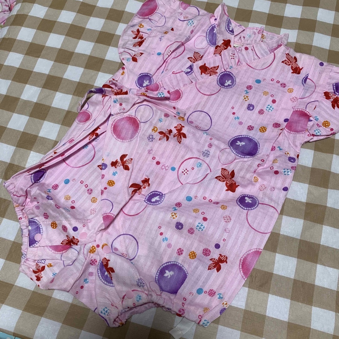 専用　女の子　甚平　金魚　ピンク　80  新品、未使用 キッズ/ベビー/マタニティのベビー服(~85cm)(甚平/浴衣)の商品写真