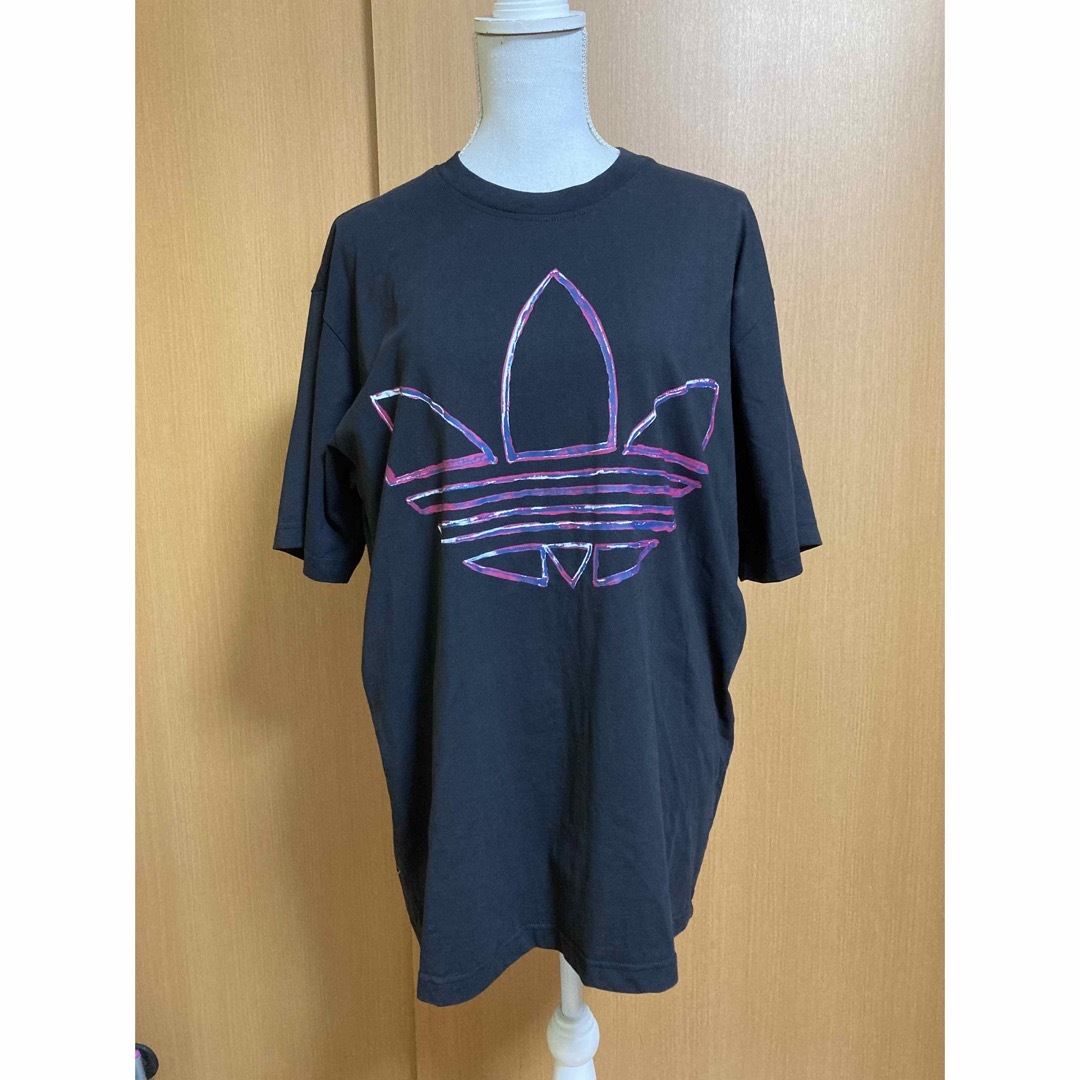 adidas(アディダス)のadidas Tシャツ　2XO ブラック メンズのトップス(Tシャツ/カットソー(半袖/袖なし))の商品写真