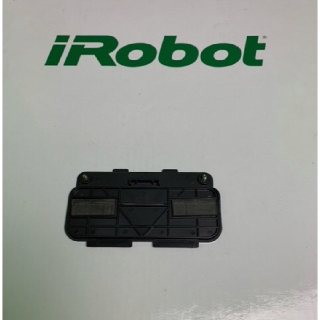 iRobot(アイロボット)のルンバ用バッテリー取付カバー  ③（ビス付） スマホ/家電/カメラの生活家電(掃除機)の商品写真