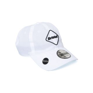 エフシーアールビー(F.C.R.B.)の新品 FCRB NEW ERA EMBLEM 9THIRTY CAP WHITE(キャップ)