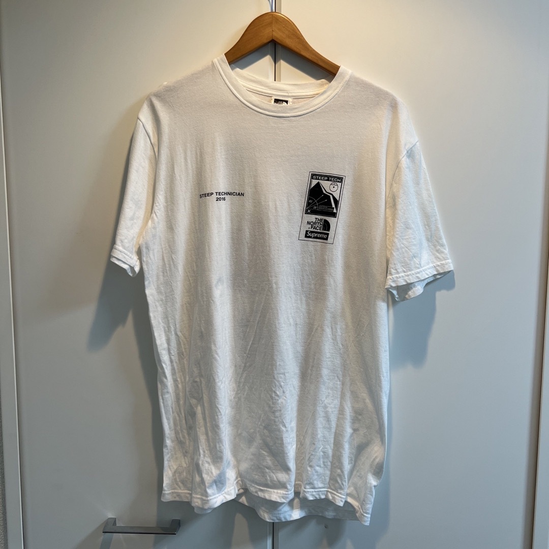 Supreme(シュプリーム)のSupreme/2016The North FaceSteepTechTシャツ メンズのトップス(Tシャツ/カットソー(半袖/袖なし))の商品写真