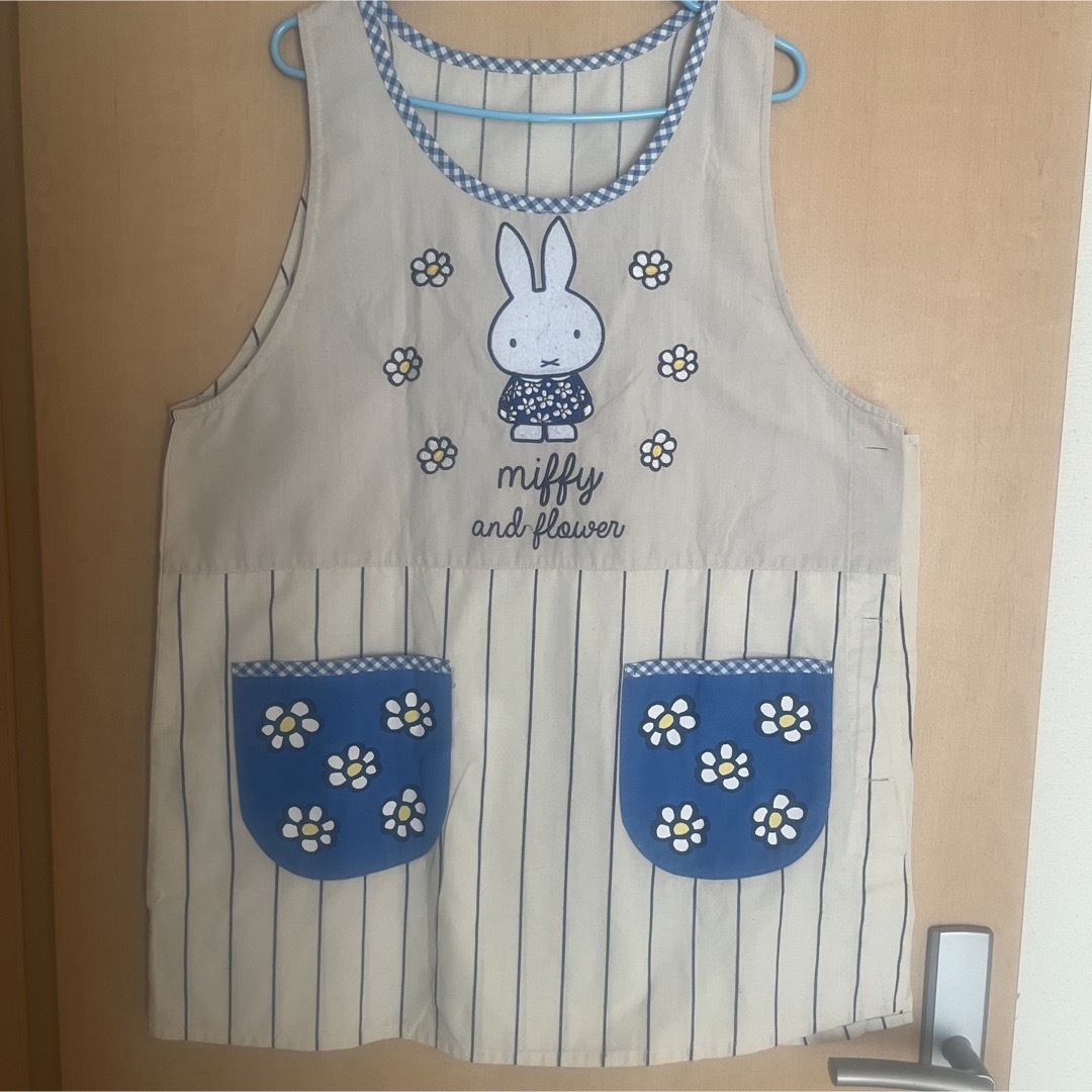 miffy(ミッフィー)のミッフィー　フラワー柄　エプロン レディースのレディース その他(その他)の商品写真