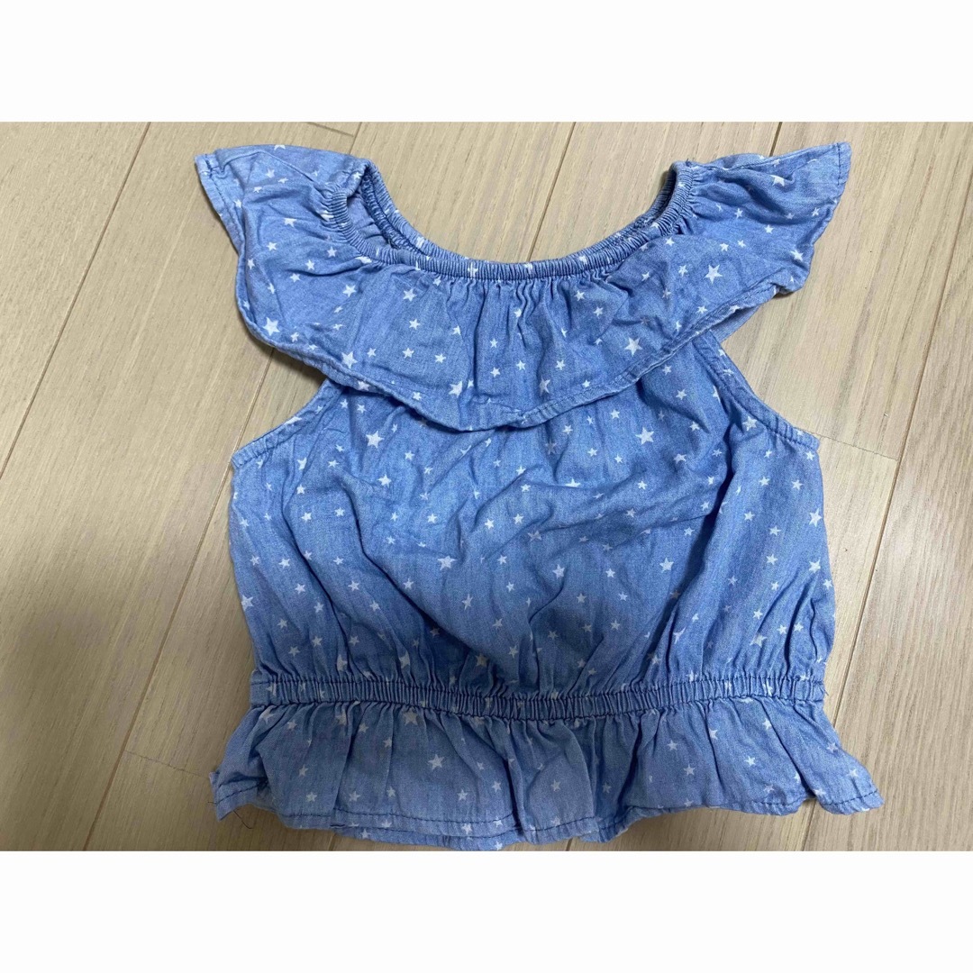 西松屋(ニシマツヤ)のキッズ　西松屋　星柄トップス　95cm キッズ/ベビー/マタニティのキッズ服女の子用(90cm~)(Tシャツ/カットソー)の商品写真