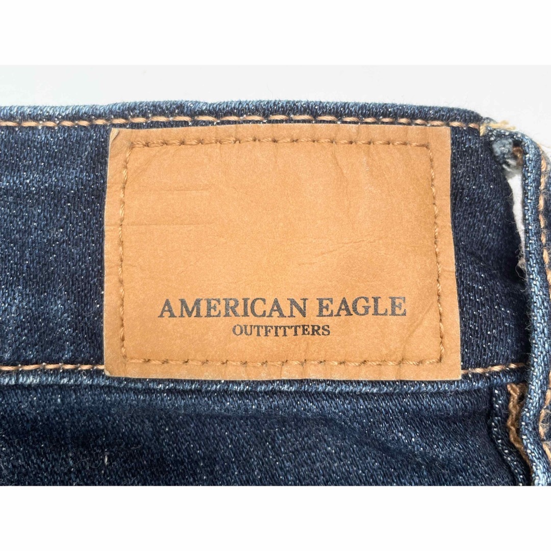 American Eagle(アメリカンイーグル)のアメリカンイーグルアウトフィッターズのダメージジーンズ レディースのパンツ(デニム/ジーンズ)の商品写真
