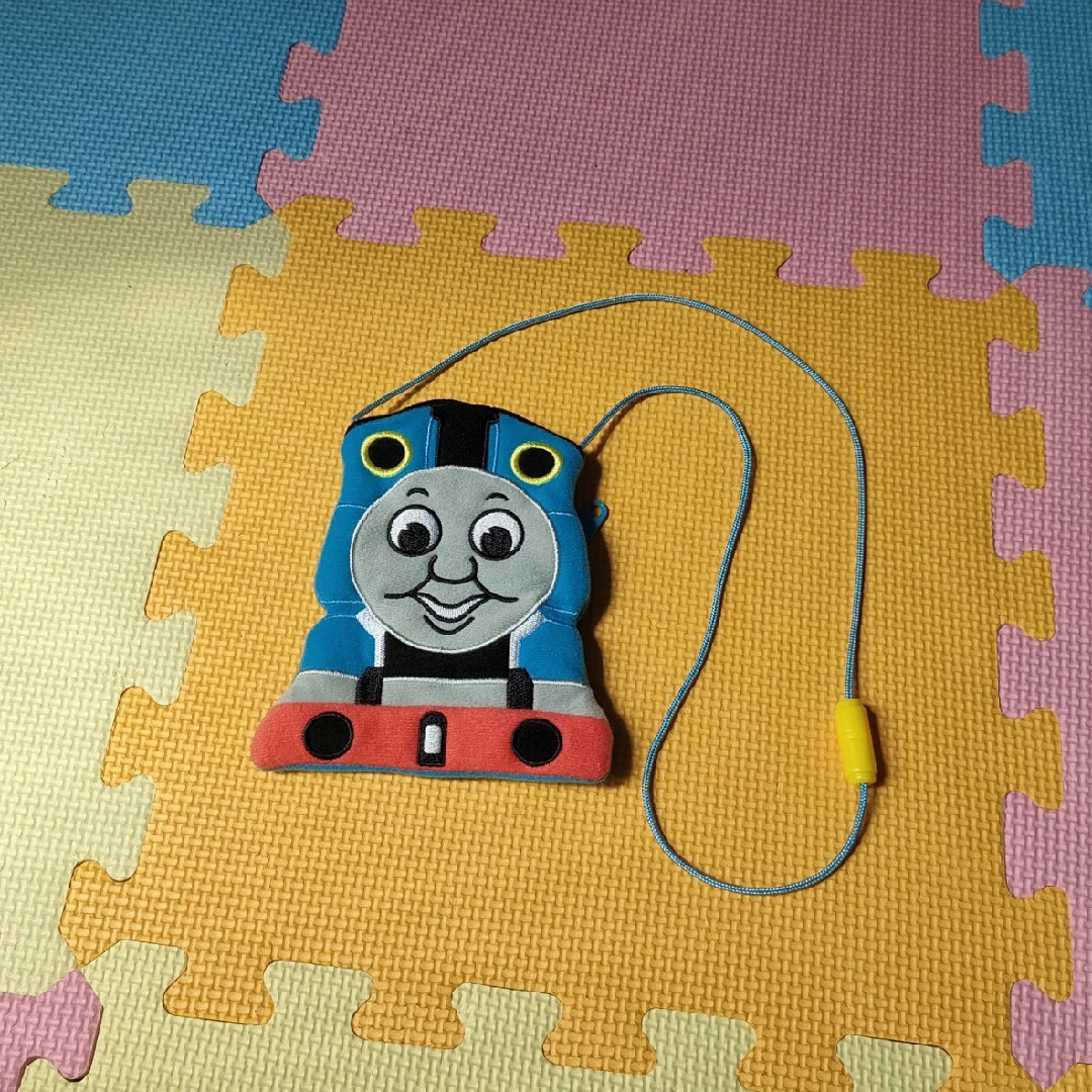 THOMAS(トーマス)のトーマス　ポシェット キッズ/ベビー/マタニティのおもちゃ(電車のおもちゃ/車)の商品写真