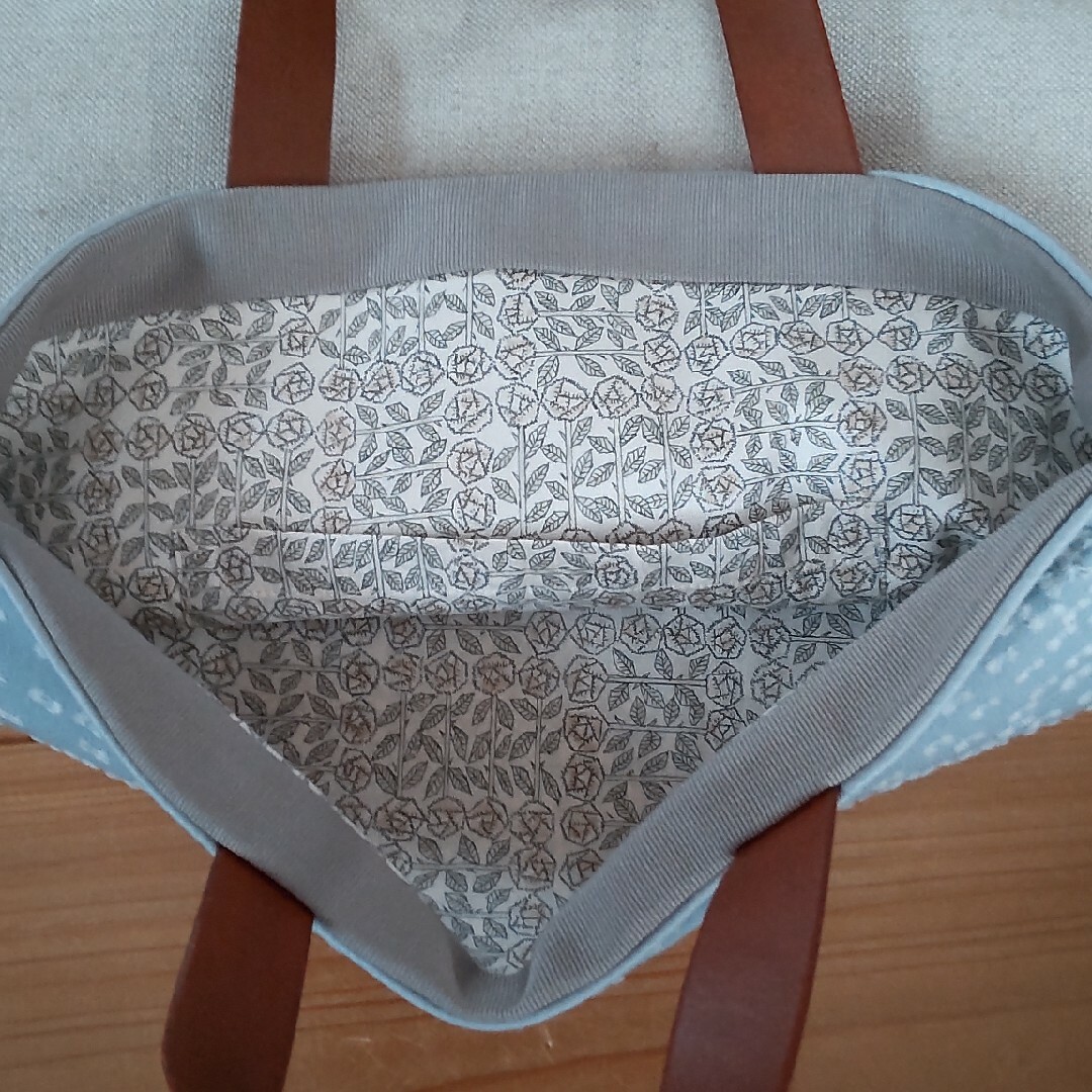 mina perhonen(ミナペルホネン)の新品未使用ミナペルホネンminaperhonen ballde バッグ レディースのバッグ(ハンドバッグ)の商品写真