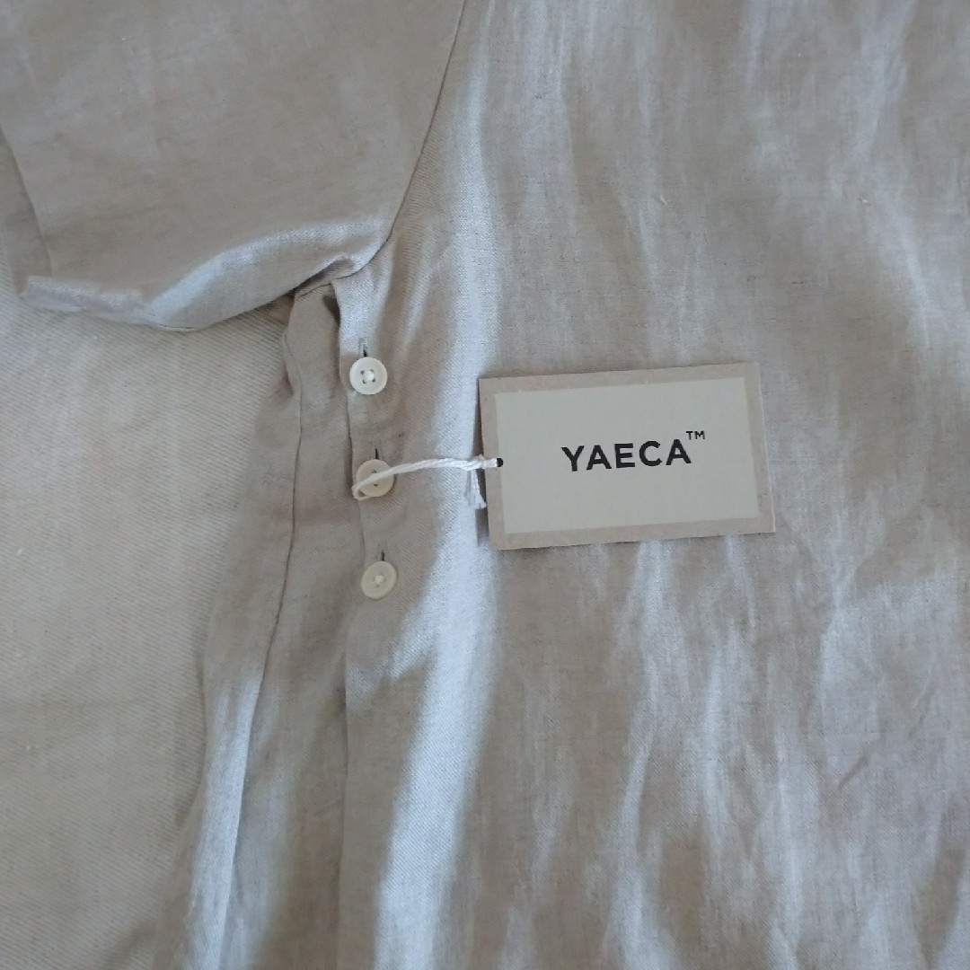 YAECA(ヤエカ)の新品タグ付 YAECA ヤエカ リネン トップス Tシャツ ブラウス  麻100 レディースのトップス(シャツ/ブラウス(半袖/袖なし))の商品写真