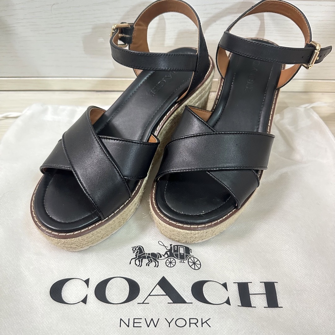 COACH(コーチ)のCOACH サンダル レディースの靴/シューズ(サンダル)の商品写真