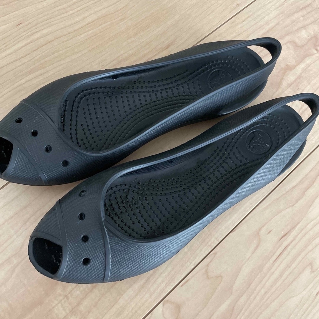crocs(クロックス)のココナッツ💛様専用クロックス　サンダル レディースの靴/シューズ(サンダル)の商品写真