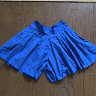 ユニクロ(UNIQLO)のユニクロ　青のキュロットスカート(キュロット)