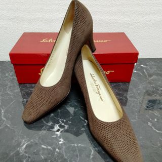 サルヴァトーレフェラガモ(Salvatore Ferragamo)のサルバトーレフェラガモGARBO上品ハイヒール(ハイヒール/パンプス)