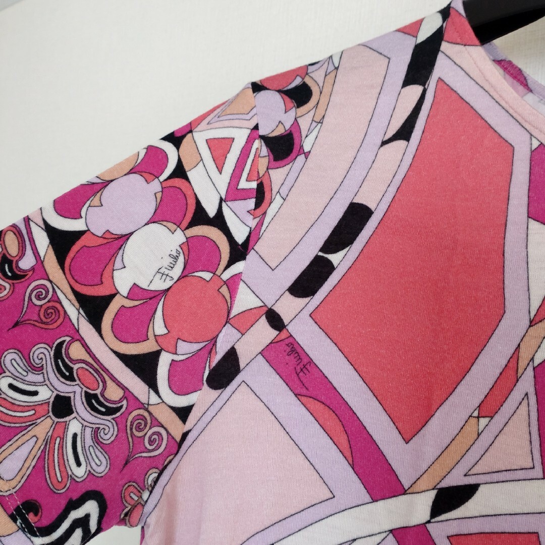 EMILIO PUCCI(エミリオプッチ)の【EMILIO PUCCI】半袖カットソー プッチ柄 レディースのトップス(カットソー(半袖/袖なし))の商品写真