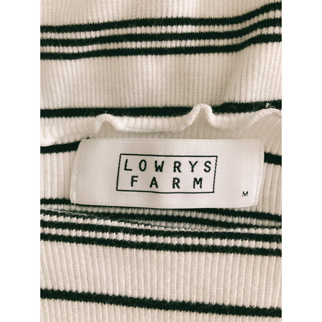 LOWRYS FARM(ローリーズファーム)のLOWRYSFARM ボーダーリブトップス Mサイズ レディースのトップス(カットソー(半袖/袖なし))の商品写真
