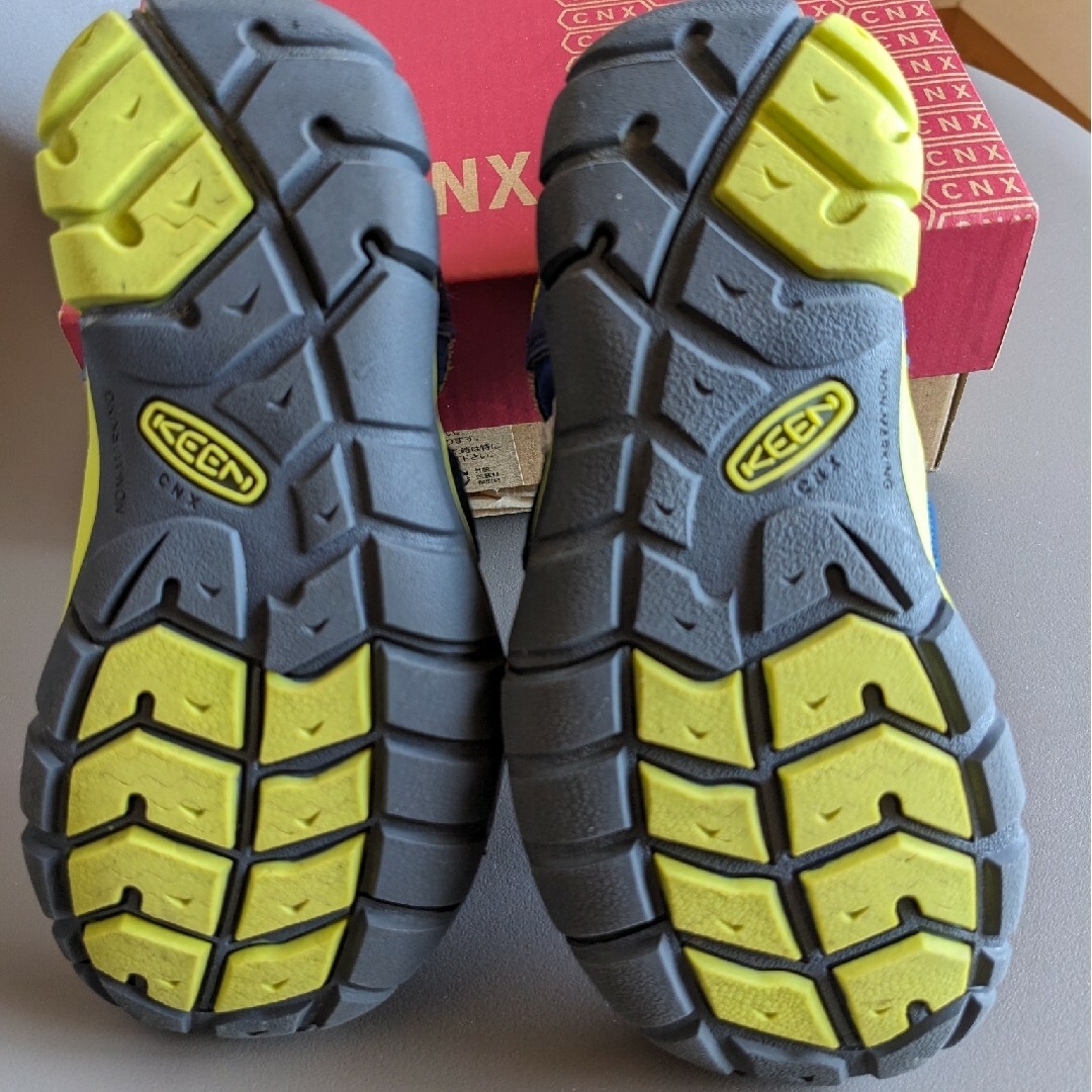 KEEN(キーン)のkeen　サンダル　17cm キッズ/ベビー/マタニティのキッズ靴/シューズ(15cm~)(サンダル)の商品写真
