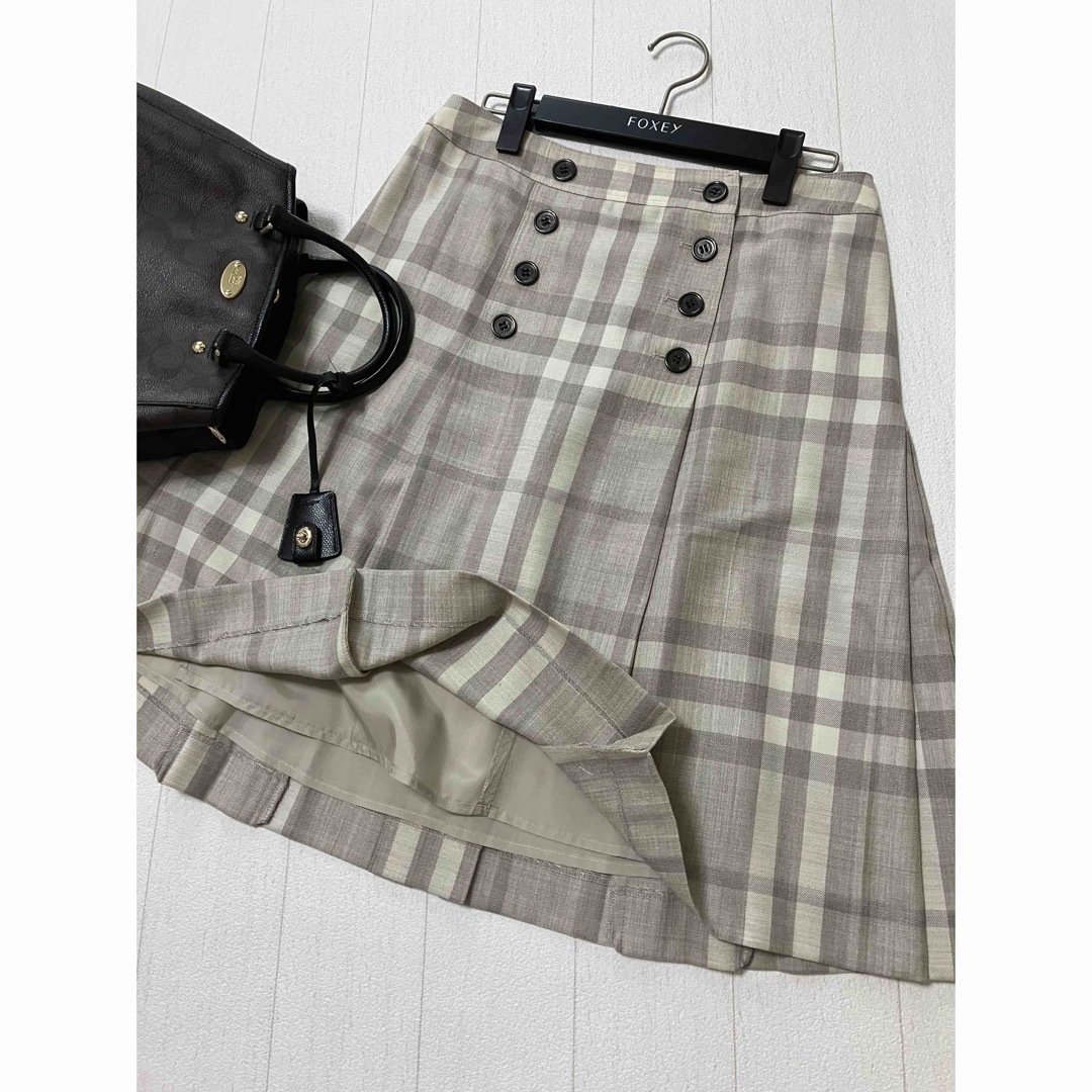 美品 バーバリー ロンドン スカート チェック 40 - ひざ丈スカート