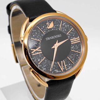スワロフスキー(SWAROVSKI)の《美品》SWAROVSKI 腕時計 ブラック ラメ ラウンド ドレスウォッチ(腕時計)