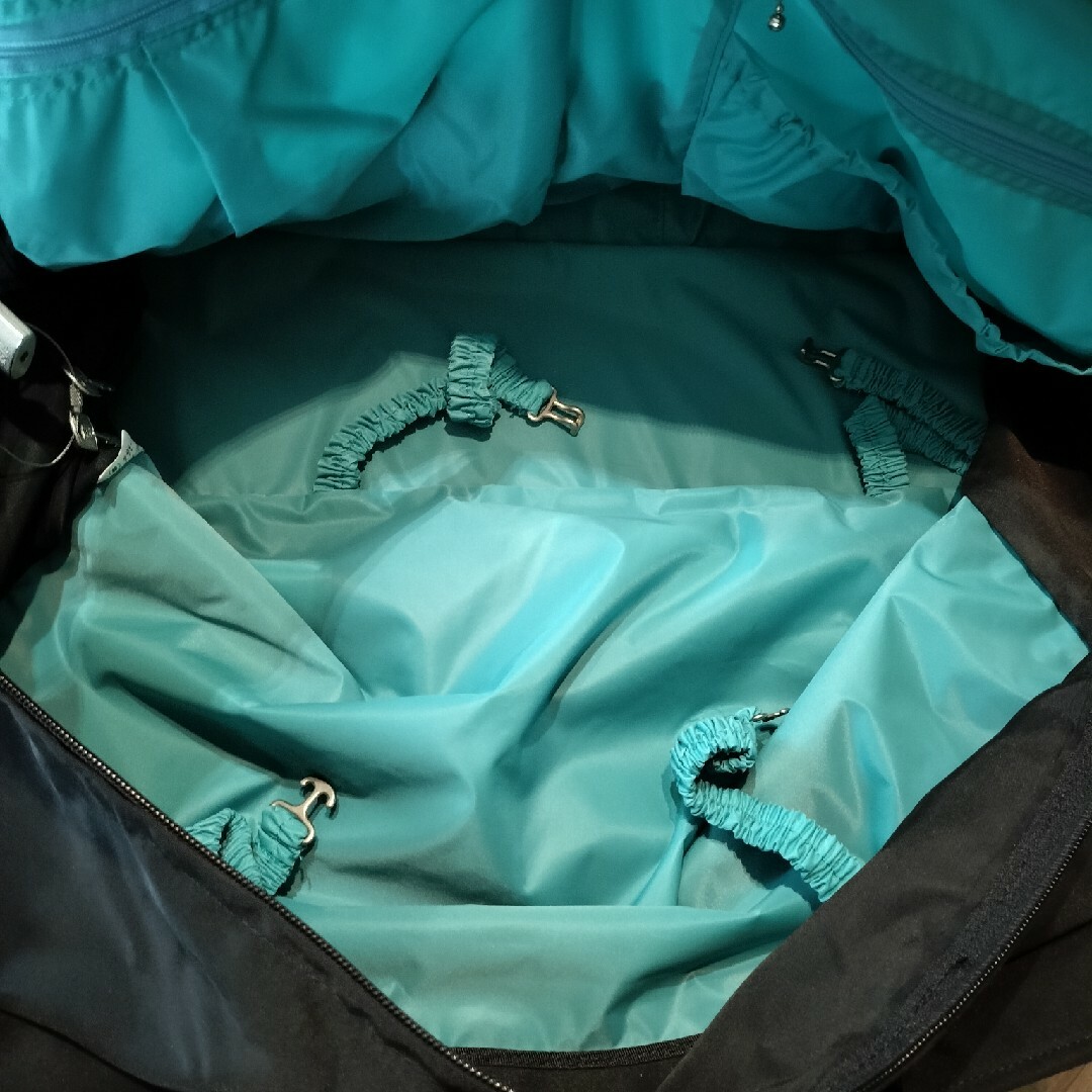 SAZABY(サザビー)のSAZABY USED 旅行や出張に使える大きいバッグ鍵付き メンズのバッグ(ボストンバッグ)の商品写真