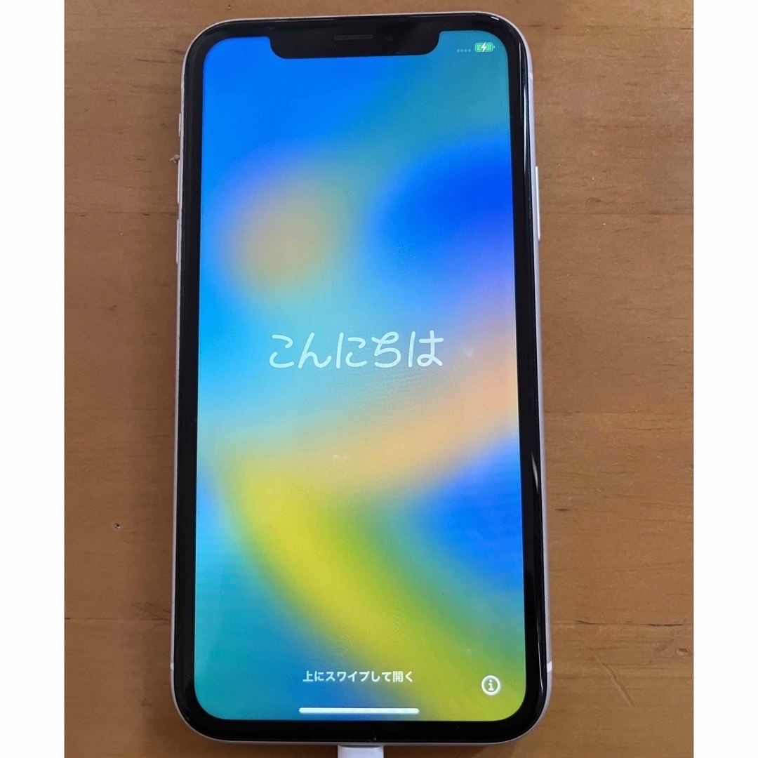 iPhone xr 本体　64GB whiteスマートフォン本体