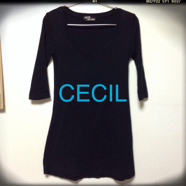 CECIL McBEE(セシルマクビー)のセシル＋チューブワンピ＋シャツ レディースのワンピース(ミニワンピース)の商品写真