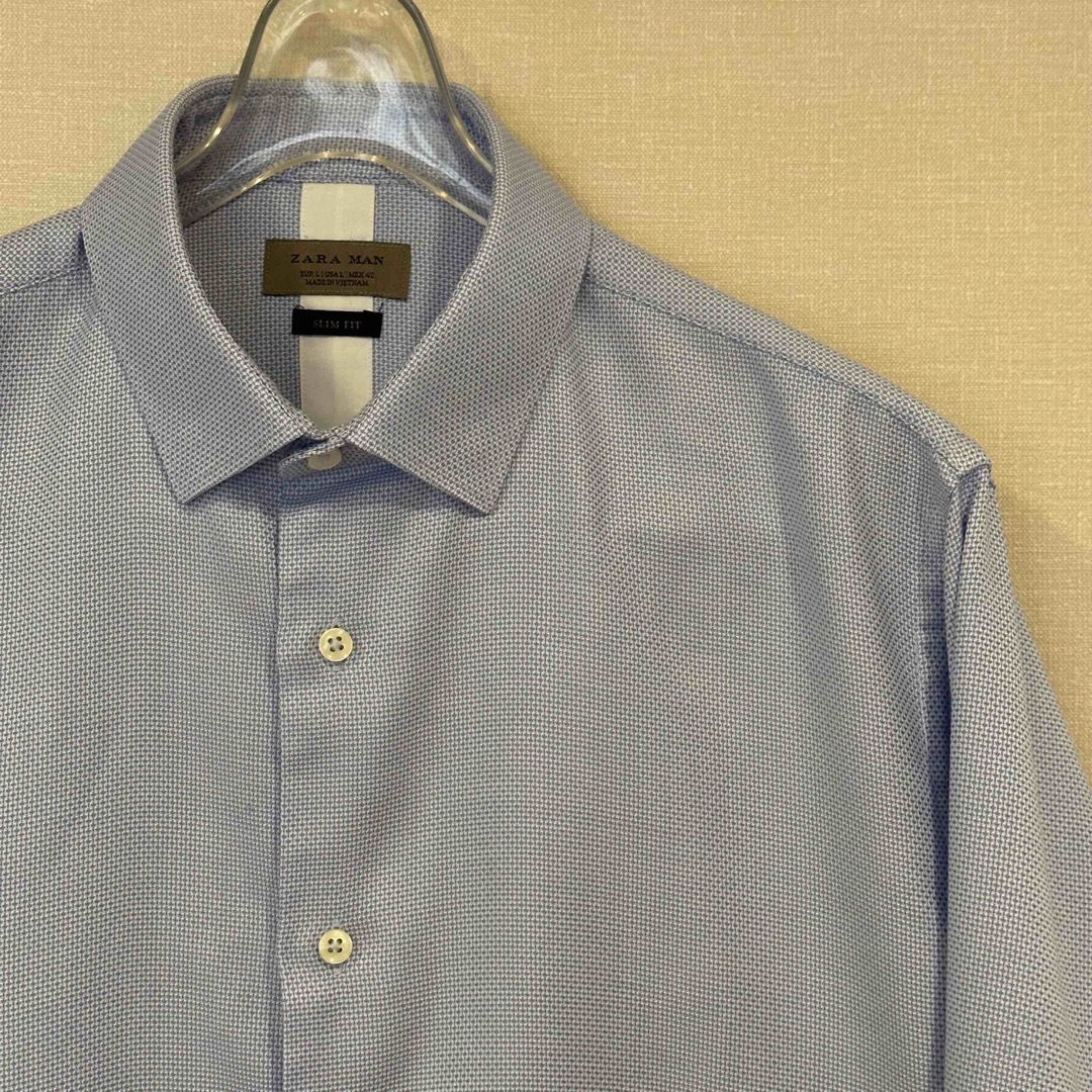 ZARA(ザラ)のZARA ドレスシャツ　ブルー　大き目L ボタンが外に出ないボタンダウン メンズのトップス(シャツ)の商品写真