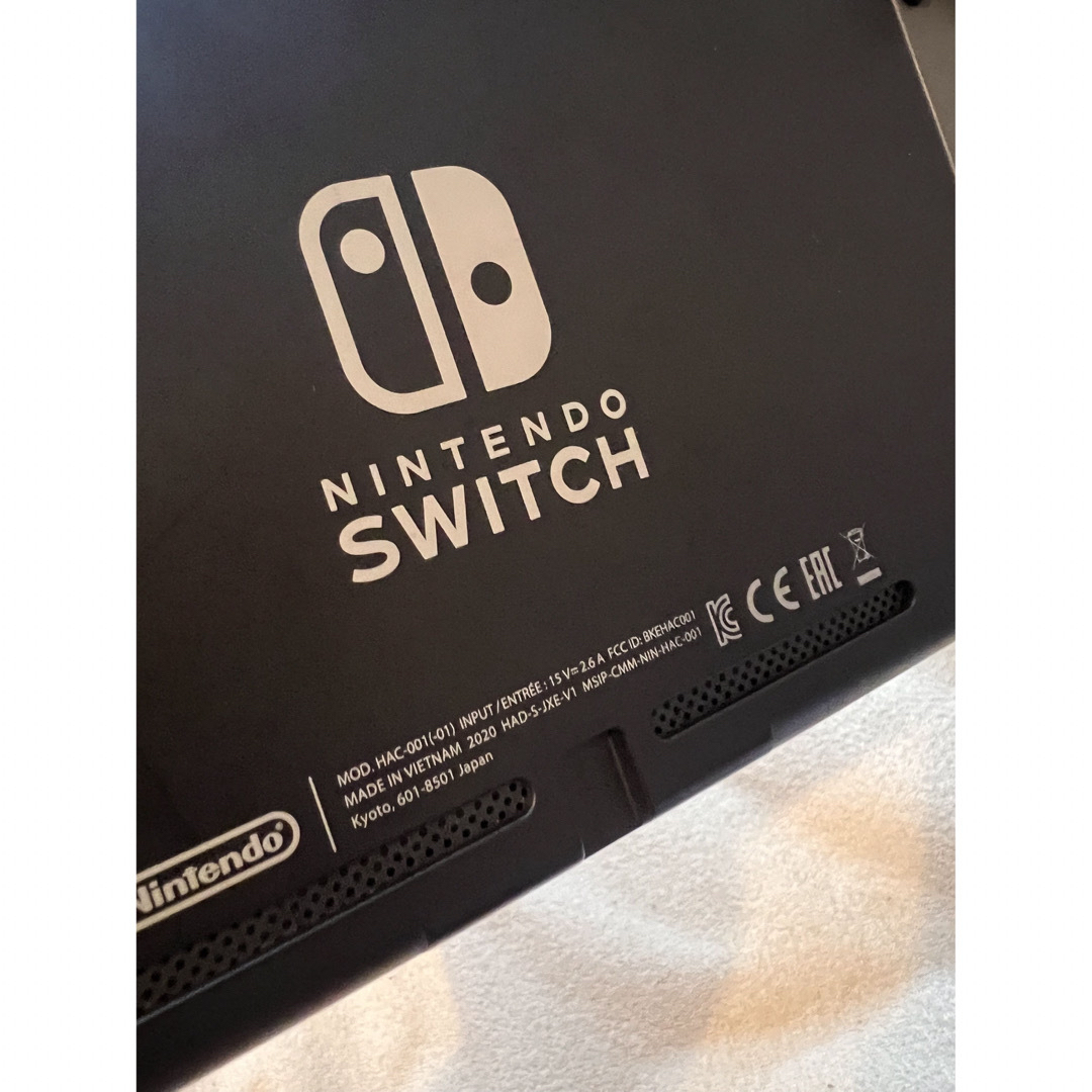 Nintendo Switch スマブラ全キャラ、他カセット付属