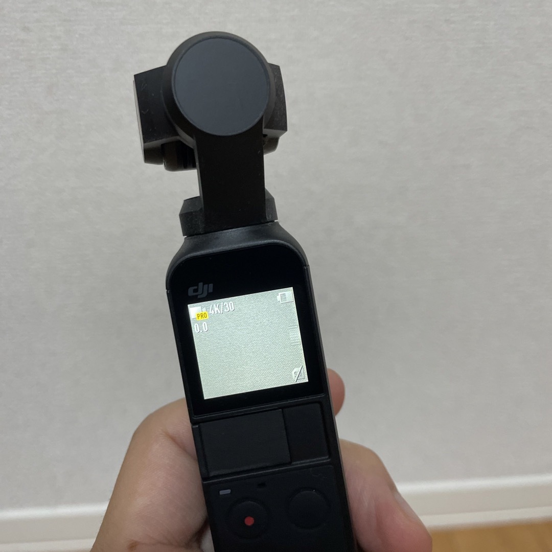 期間限定値下げ】DJI OSMO POCKET ➕ 周辺機器セット(全6点)の通販 by ...