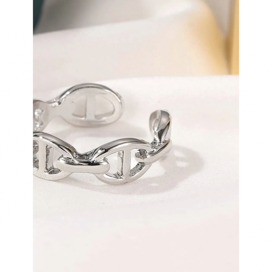 シルバーリング 指輪 銀色 メンズ オシャレ モノトーン シンプル 高みえ レディースのアクセサリー(リング(指輪))の商品写真