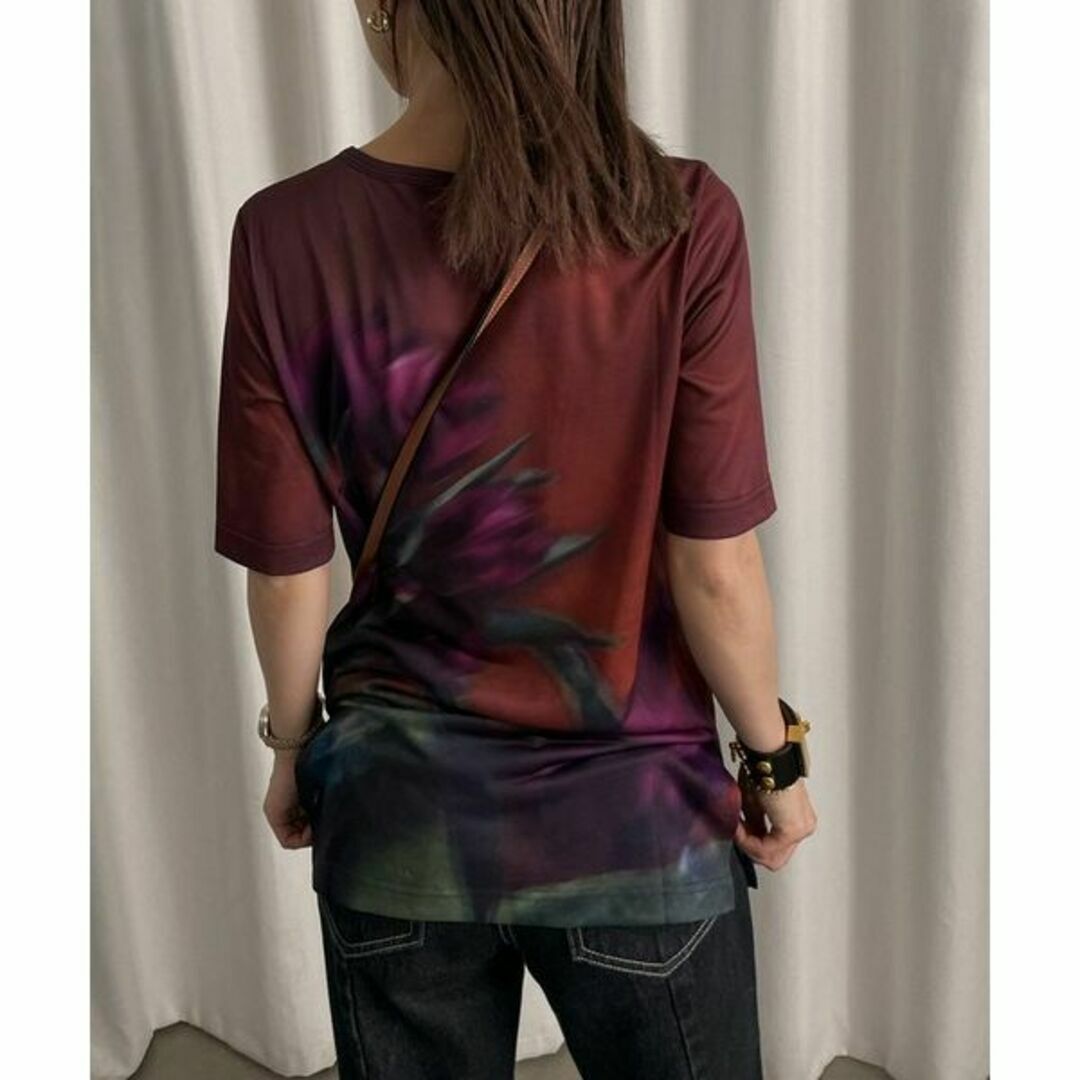 Ameri VINTAGE(アメリヴィンテージ)の完売 AMERI SHEER FLOWERBASE PRINT TOP ボルドー レディースのトップス(Tシャツ(半袖/袖なし))の商品写真