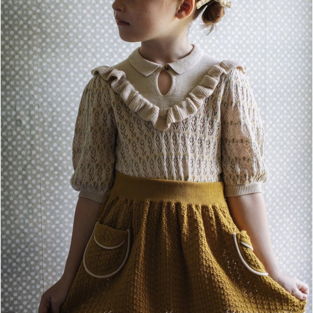 SOOR PLOOM(ソーアプルーム)のsoor ploom フリルニットトップス　6y キッズ/ベビー/マタニティのキッズ服女の子用(90cm~)(ニット)の商品写真