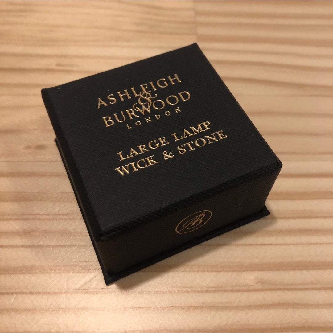 Ashleigh & Burwood(アシュレイアンドバーウッド)の2561様専用アシュレイ＆バーウッド Lサイズ 専用 ウィック (バーナー芯)  コスメ/美容のリラクゼーション(アロマポット/アロマランプ/芳香器)の商品写真