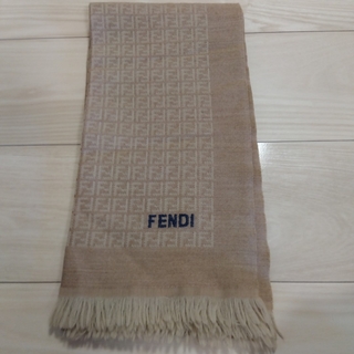 フェンディ マフラーの通販 1,000点以上 | FENDIを買うならラクマ