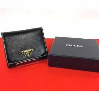 PRADA - プラダ 三つ折り財布 パテントレザー ブラックの通販 by がる