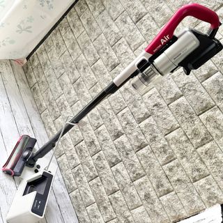 SHARP - SHARP 『Ractive Air』 サイクロンクリーナー EC-A1Rの通販