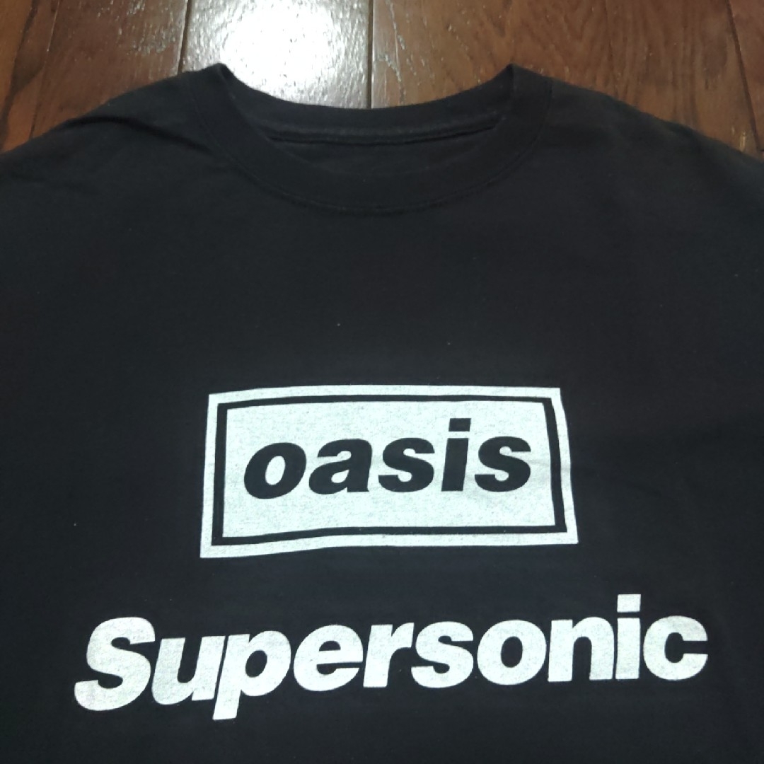 Adam et Rope'(アダムエロぺ)のoasis adam et rope SUPERSONIC Tシャツ　S　黒 メンズのトップス(Tシャツ/カットソー(半袖/袖なし))の商品写真