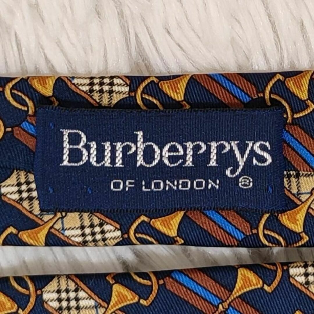 BURBERRY(バーバリー)の【美品】Burberrys　バーバリーズ　ネクタイ　シルク100%　ストライプ メンズのファッション小物(ネクタイ)の商品写真