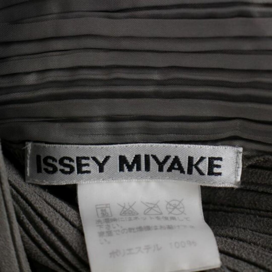 ISSEY MIYAKE WHITE LABELブラックプリーツシャツジャケット