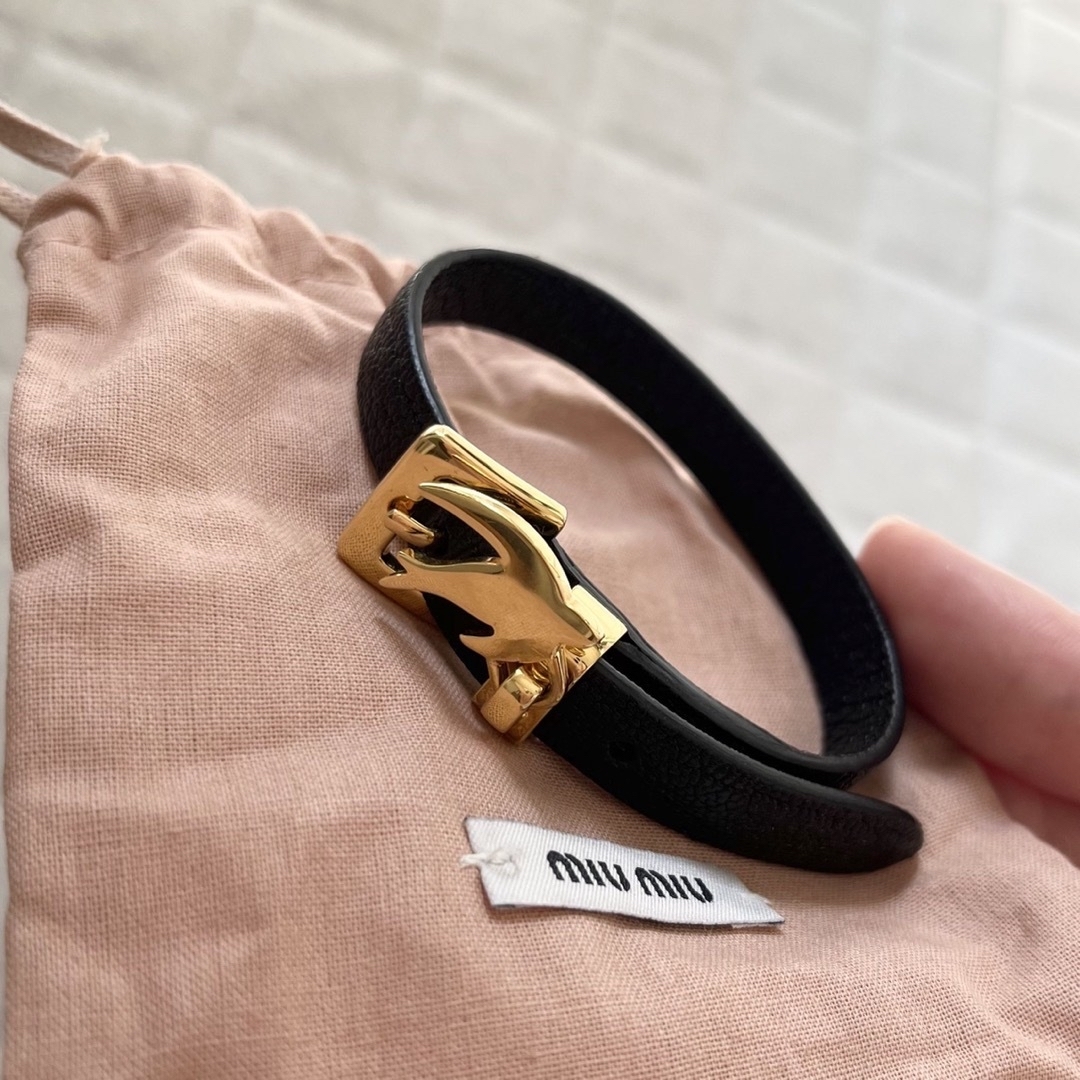 【お値下げ】miumiu ブレスレット 保存袋付き ブラック