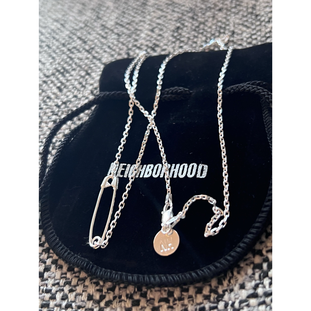 NEIGHBORHOOD SILVER SAFETY PIN NECKLACE