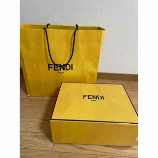 フェンディ(FENDI)のFENDI 箱　ショッパー(ショップ袋)