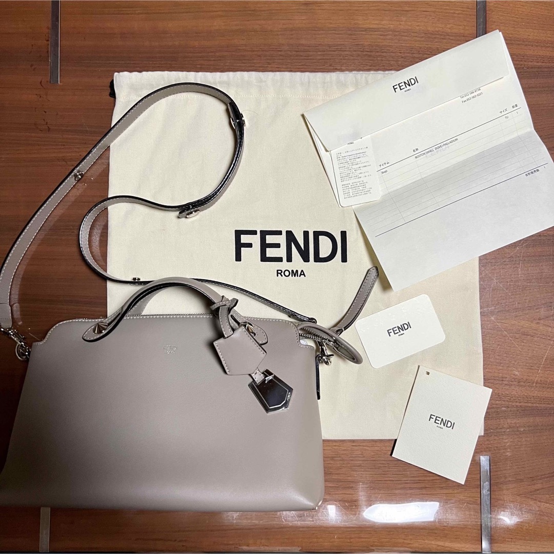 FENDI バイザウェイ　ミディアム　ハンドバッグ