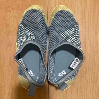 アディダス(adidas)のアディダス　マリンシューズ　海　夏　メッシュ　19センチ　(マリン/スイミング)