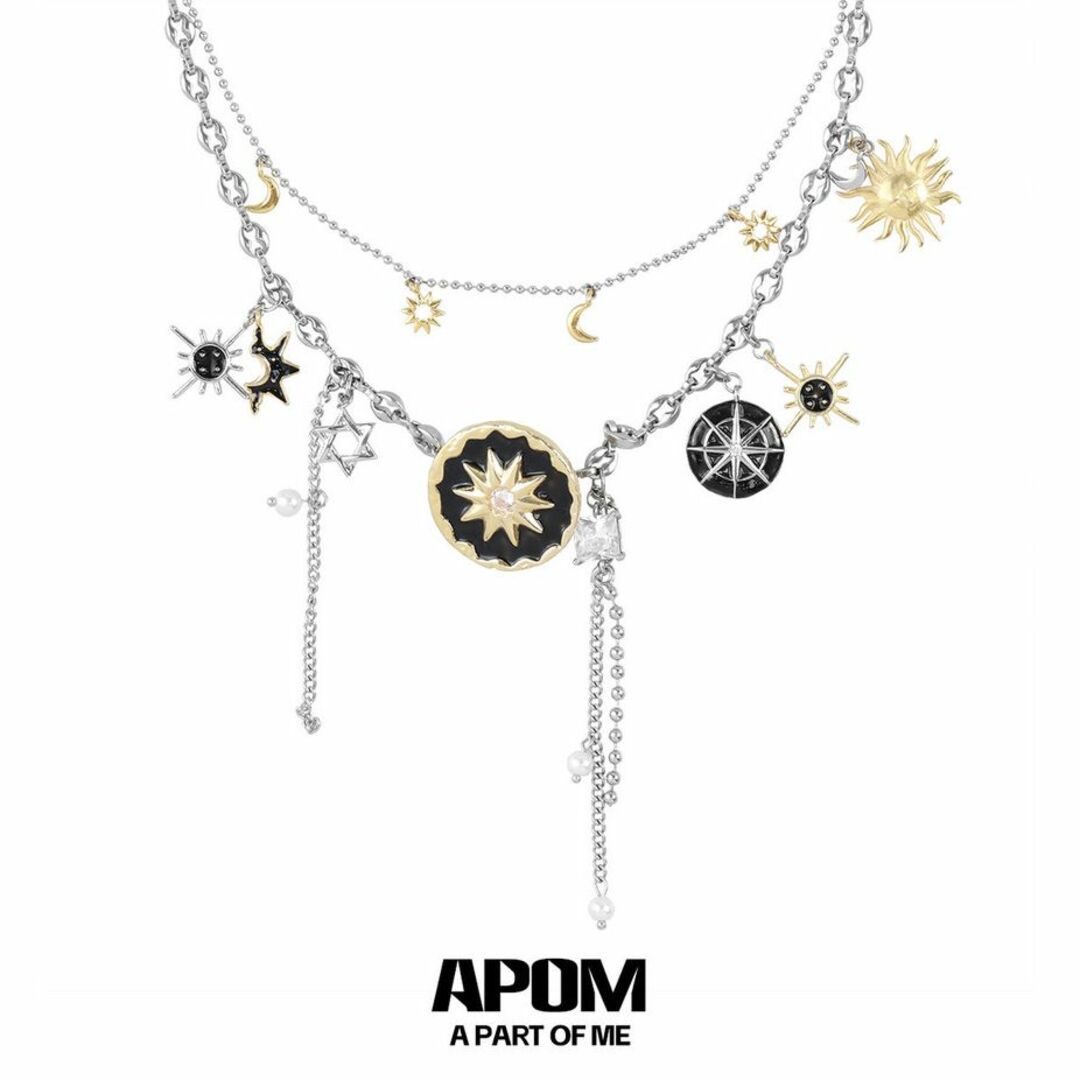 TOGA(トーガ)のAPOM star moon necklace 星と月のネックレス  レディースのアクセサリー(ネックレス)の商品写真