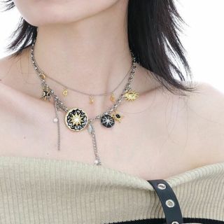 トーガ(TOGA)のAPOM star moon necklace 星と月のネックレス (ネックレス)