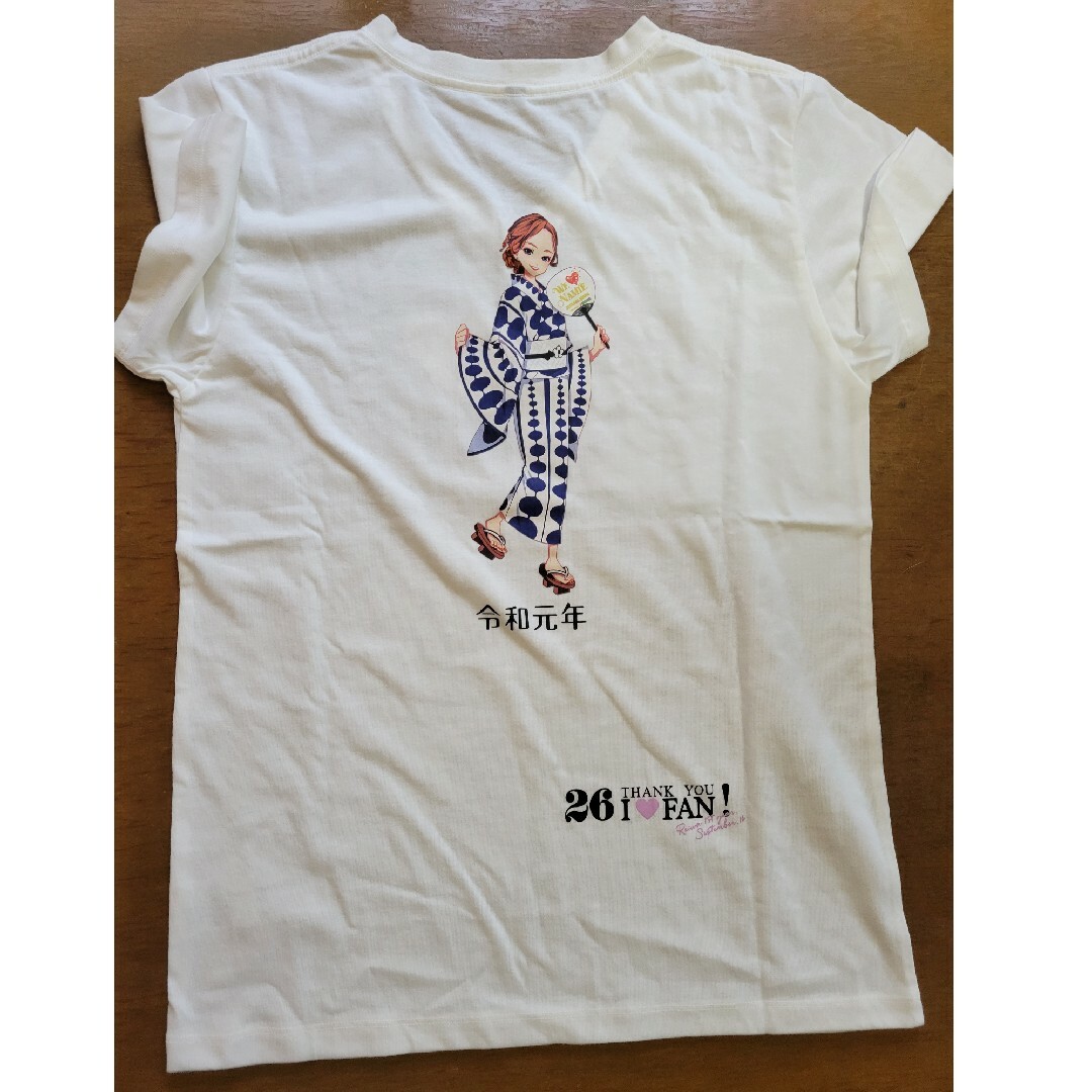 残りわずか！非売品！2019安室奈美恵花火ショーTシャツSサイズ２枚組 エンタメ/ホビーのタレントグッズ(女性タレント)の商品写真