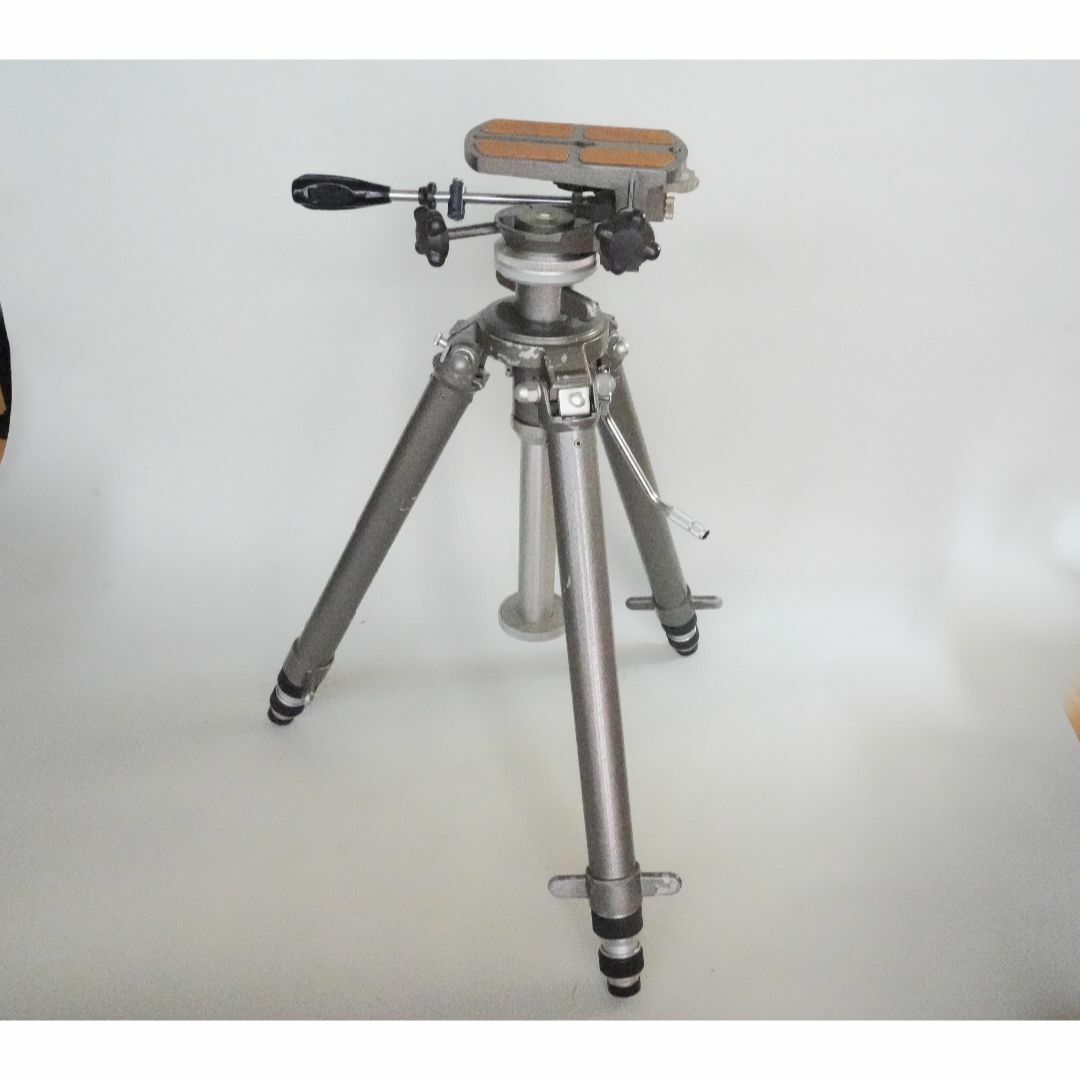 【重い・5型最強モデル】GITZO システマティック三脚 5型4段 と大型雲台 スマホ/家電/カメラのカメラ(その他)の商品写真
