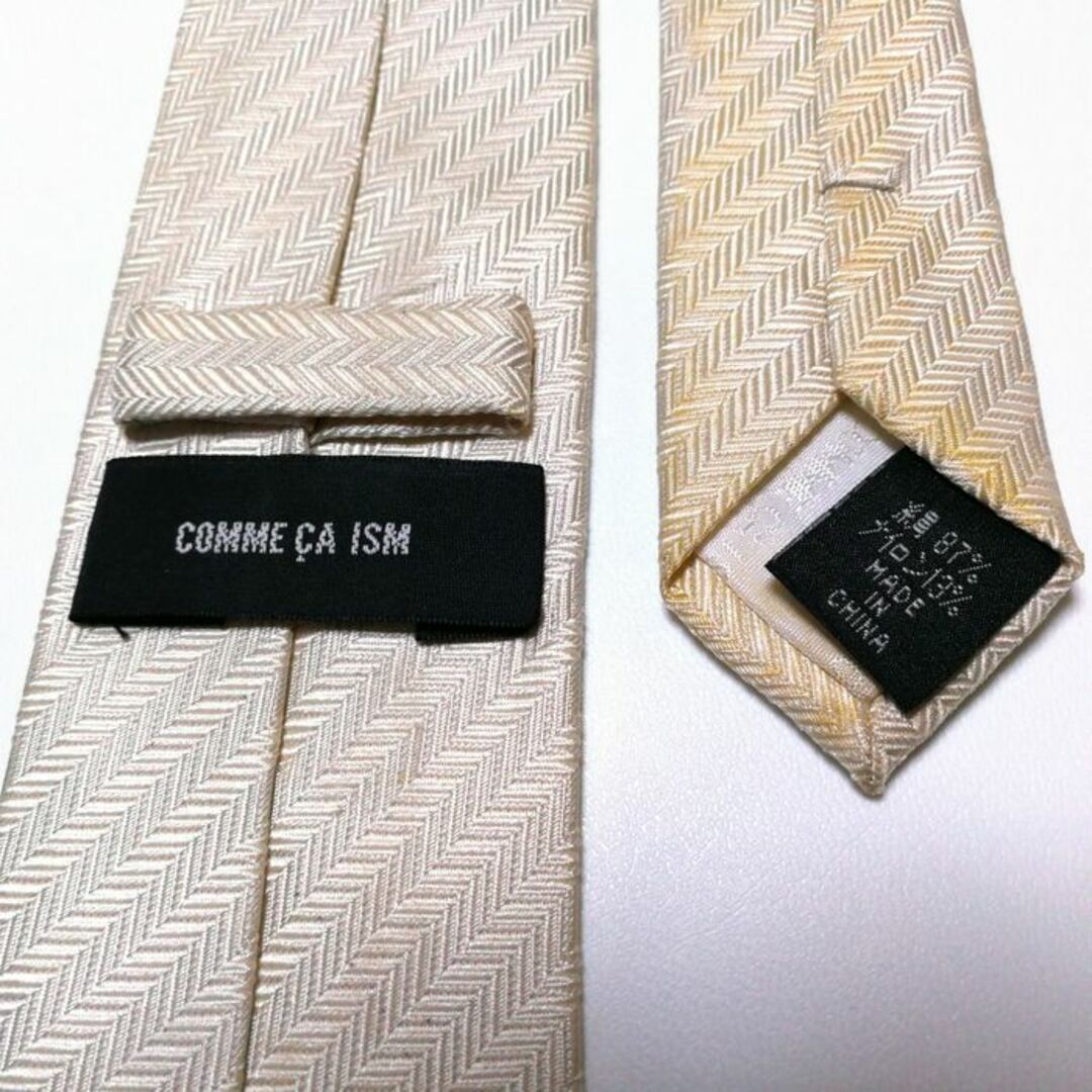 COMME CA ISM(コムサイズム)のコムサイズム レジメンタル オフホワイト ネクタイ ナロータイ B101-B25 メンズのファッション小物(ネクタイ)の商品写真