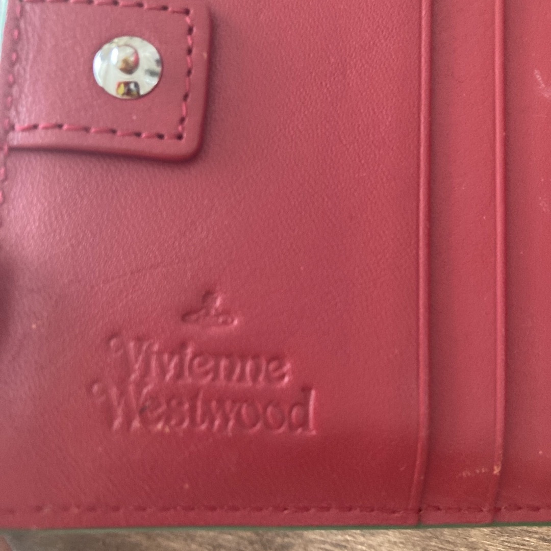 Vivienne Westwood(ヴィヴィアンウエストウッド)のヴィヴィアンウエストウッド　折り財布　送料込み レディースのファッション小物(財布)の商品写真