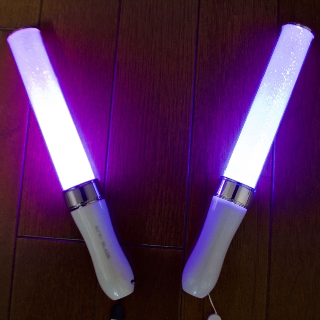 【キンブレ 比較有】LED ペンライト 15色 2本 エンタメ/ホビーの声優グッズ(ペンライト)の商品写真